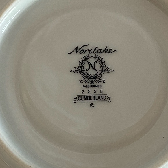 Vintage Noritake Cumberland Pattern Fine Bone China - Picture 4 of 10